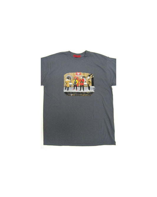 80s Casuals 80er Casuals Strange Town T-Shirt Dunkelgrau