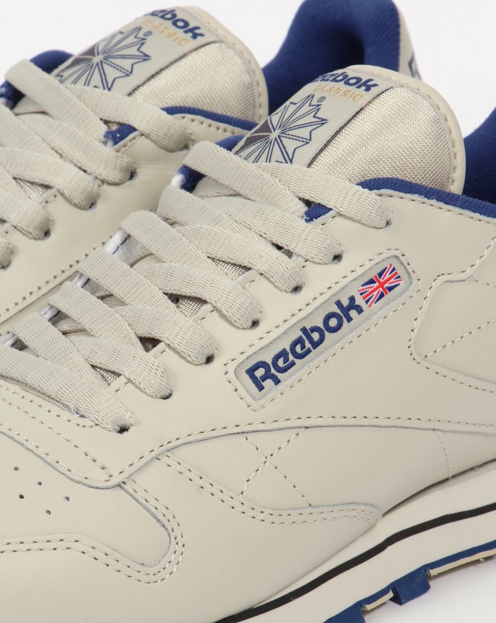 Reebok Classic Leather Trainers Ecru/Navy