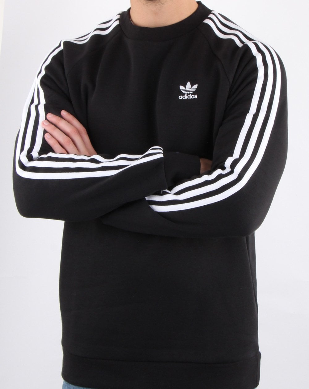 Adidas Originals – Schwarzes Sweatshirt mit 3 Streifen und Rundhalsausschnitt