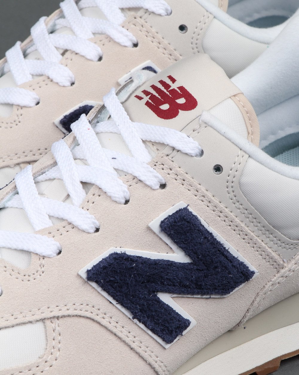 New Balance – 574 – Sneaker in Off-White