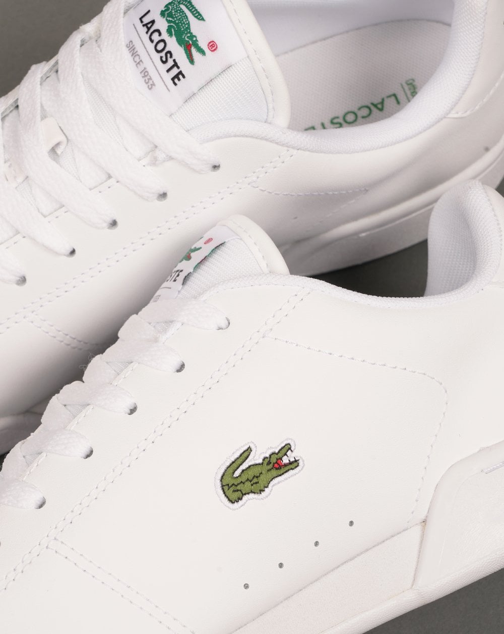 Lacoste Carnaby Cup Leder-Sneaker Weiß/Weiß