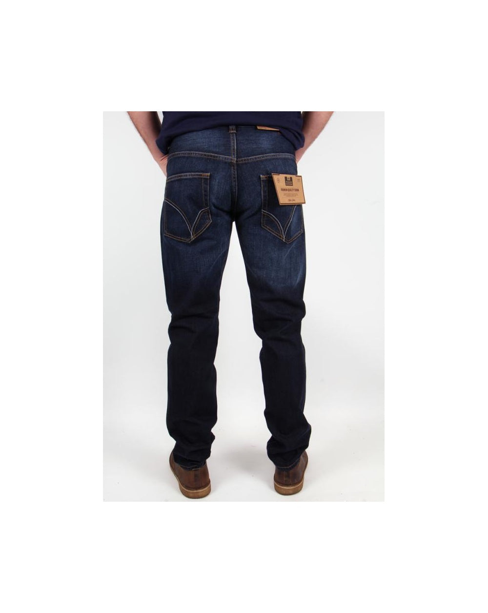 Weekend Offender Tapered Fit Aged Jeans Aged Wash