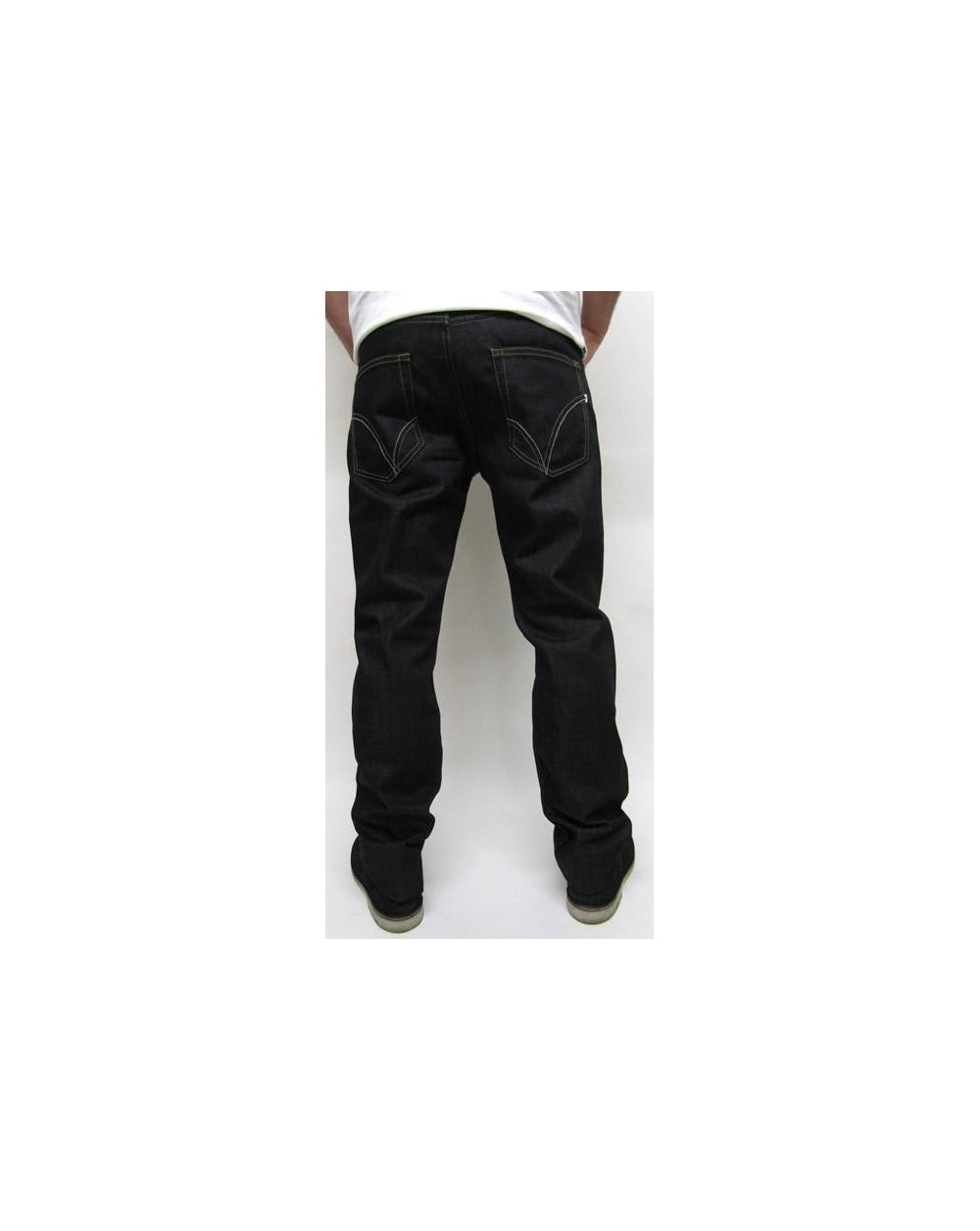 Weekend Offender – Jeans in normaler Slim-Fit-Passform in dunkler Waschung