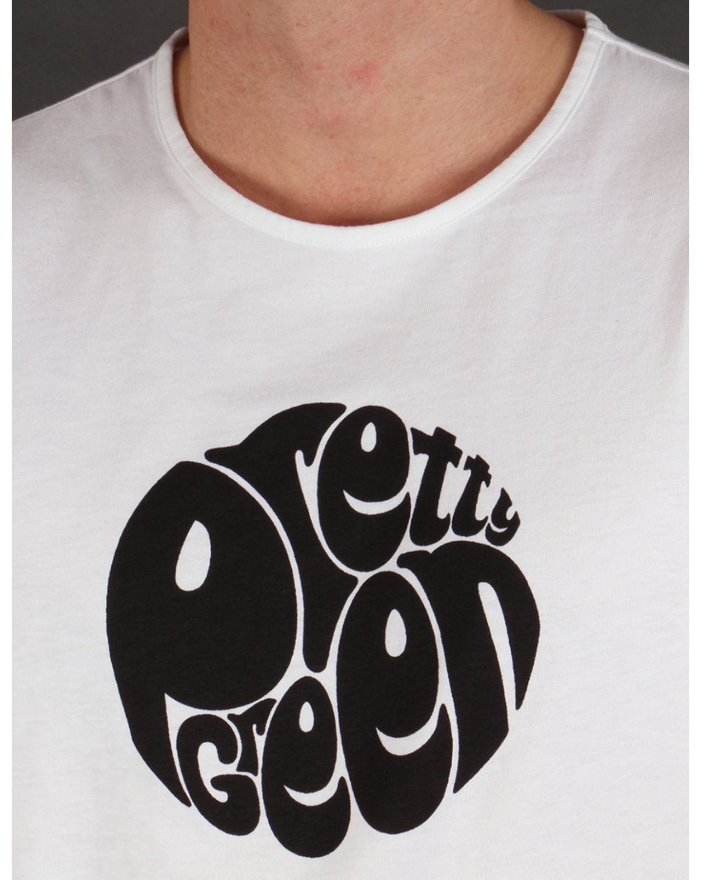 Pretty Green – Eastfields-Logo-T-Shirt in Weiß