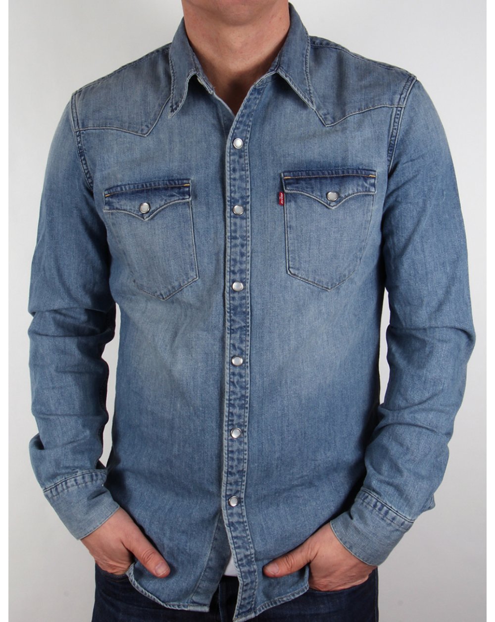 Levis – Barstow – Westernhemd in Rot aus Steinguss