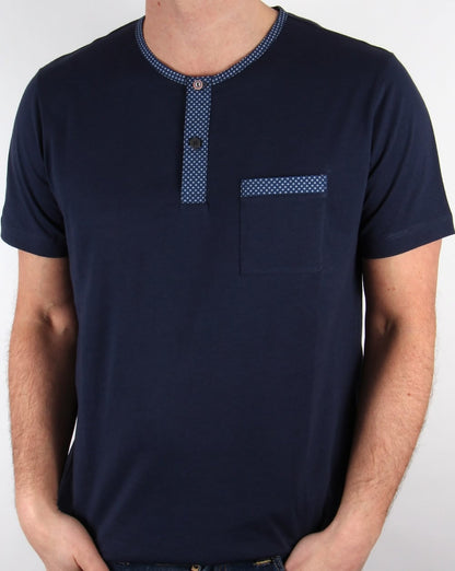 Pretty Green – Bankhall – T-Shirt mit Grandad-Kragen, Marineblau
