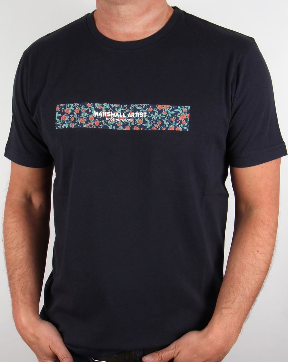 Marshall Artist – Floral Box – T-Shirt in Mitternachtsblau