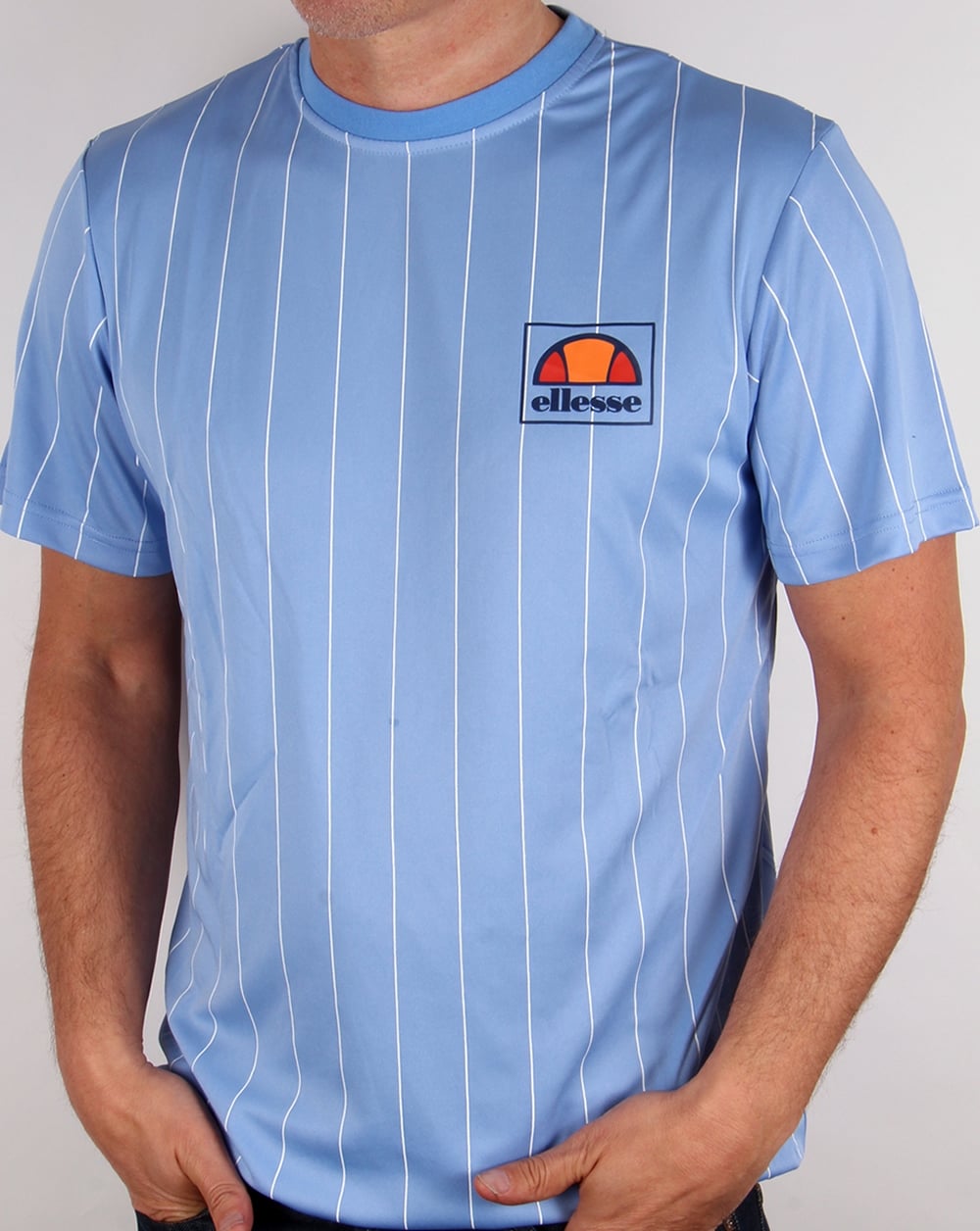 Ellesse – Gestreiftes T-Shirt Himmelblau