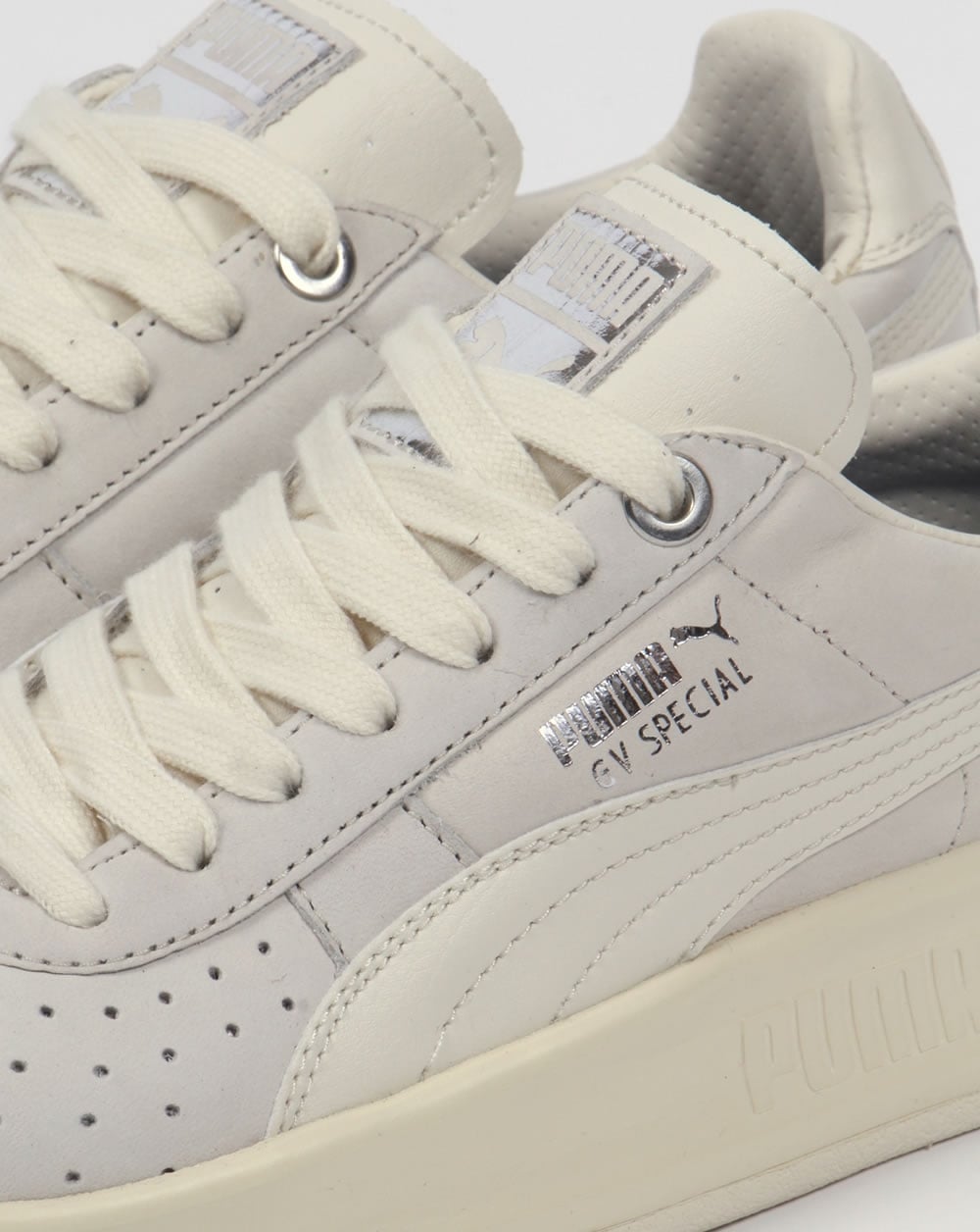 Puma GV Special MTL Sneaker Flüsterweiß