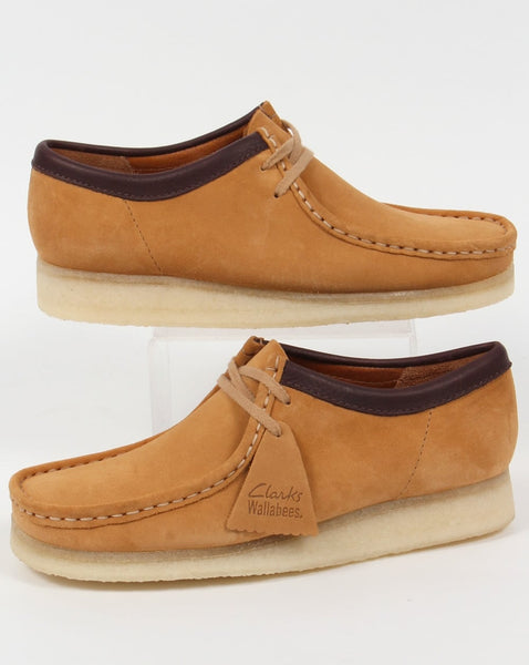 Clarks Originals Wallabee Shoe In Suede Camel