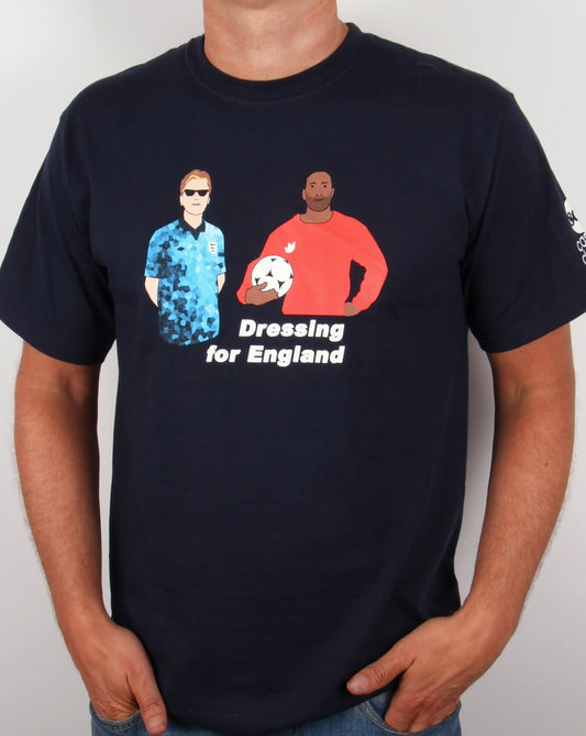 80s Casual Classics 80er Casual Classics Dressing For England T-Shirt Marineblau