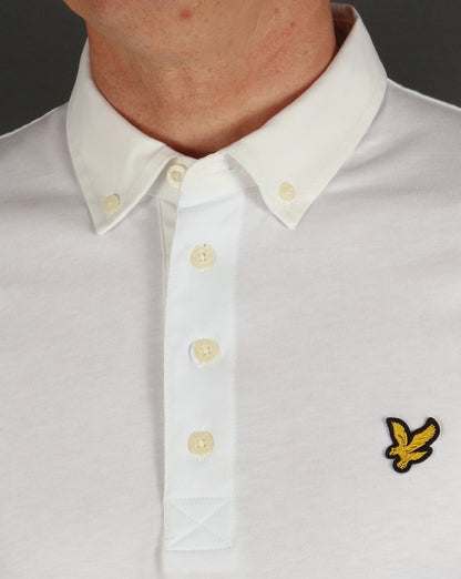 Lyle And Scott – Poloshirt mit gewebtem Kragen in Weiß