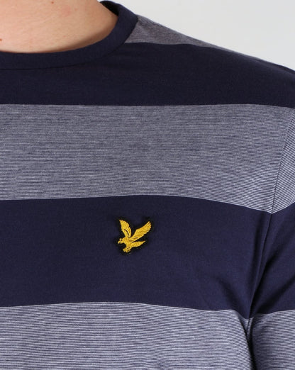 Lyle And Scott – T-Shirt mit breiten Streifen in Marineblau