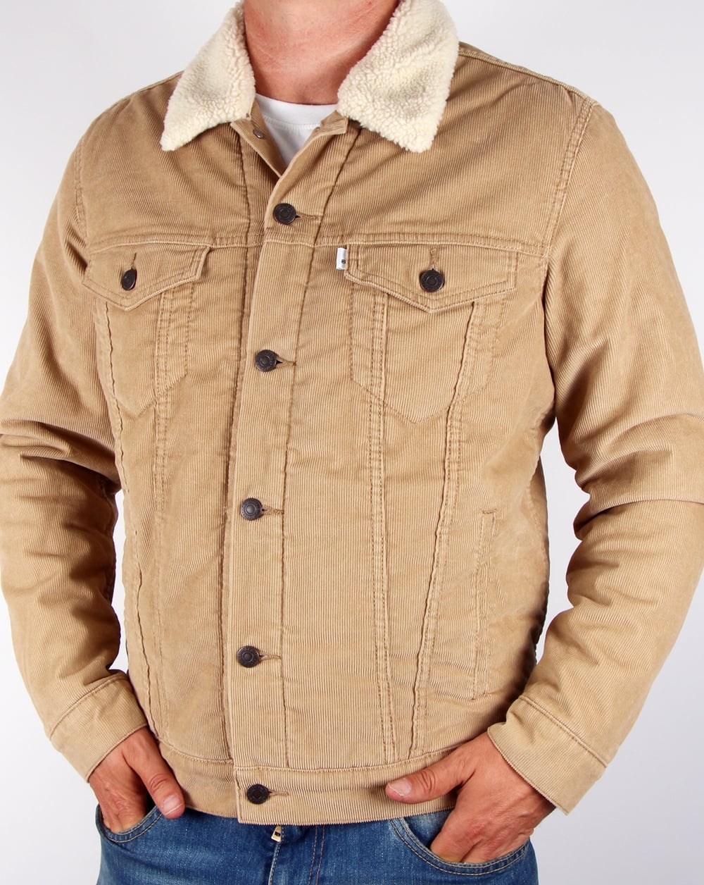 Levis – Cord-Sherpa-Trucker-Chinojacke