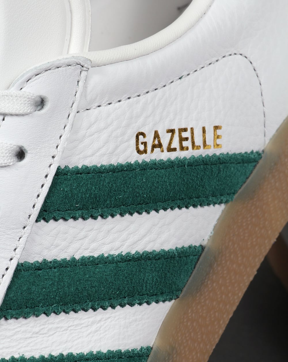Adidas „Gazelle“ Leder-Sneaker in Weiß/Grün/Gummi