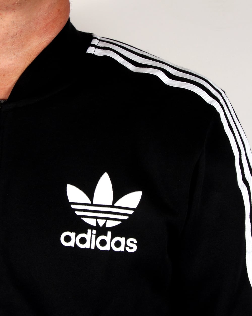 Adidas Superstar Trainingsjacke mit großem Logo, Schwarz