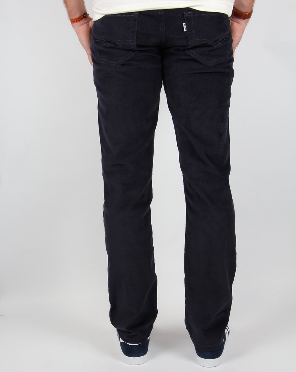 Levis Cordhose 511 Slim Fit Marineblau