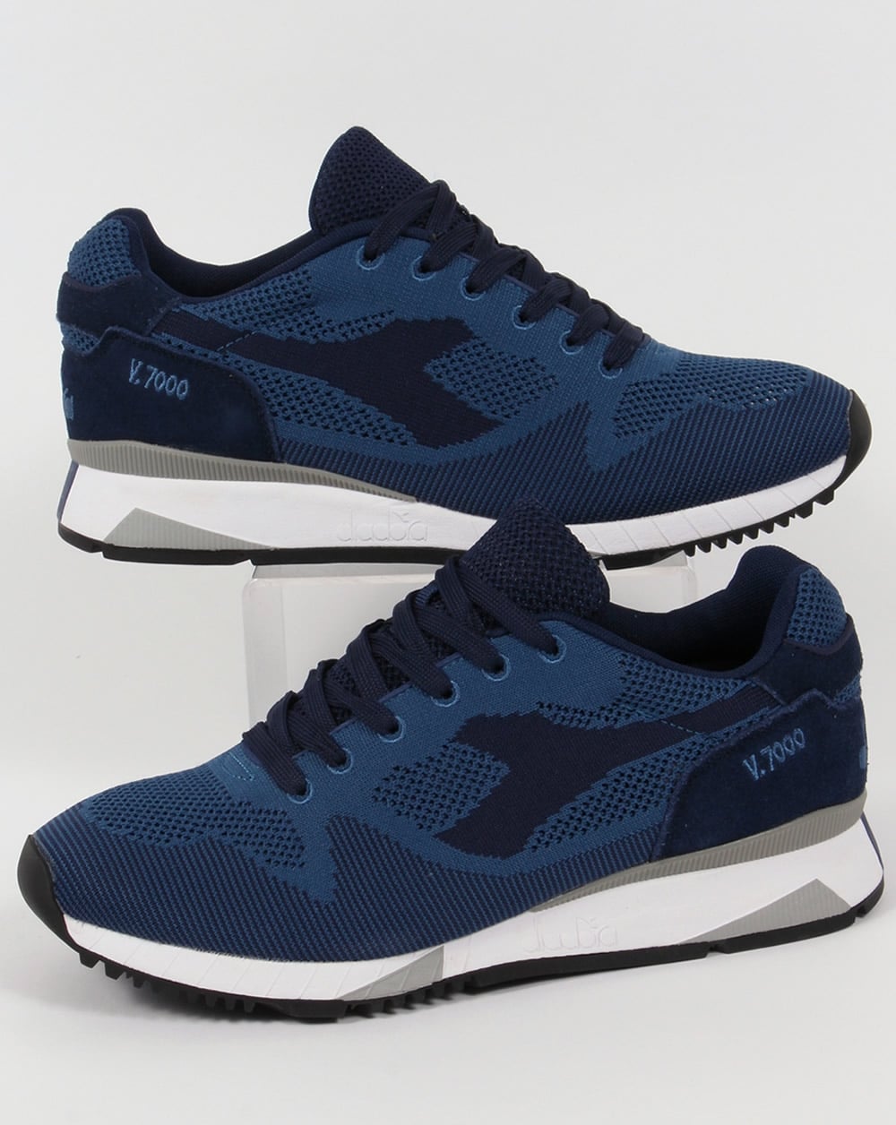 Diadora V7000 Weave Trainer Saltire Navy