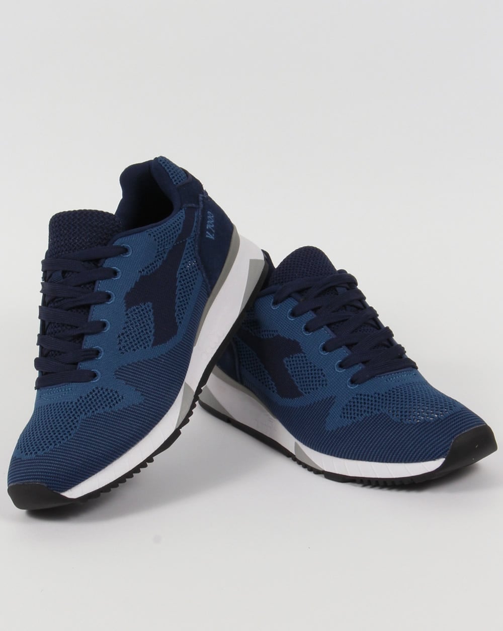 Diadora V7000 Weave Trainer Saltire Navy