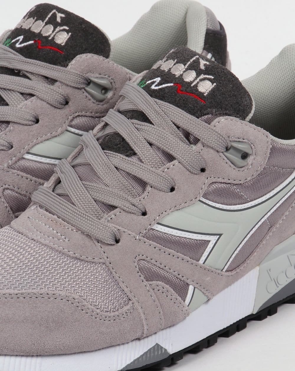 Diadora N9000 NYL II Turnschuhe Grau