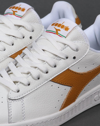 Diadora Game Low Waxed Sneakers Weiß/Bernsteingold 