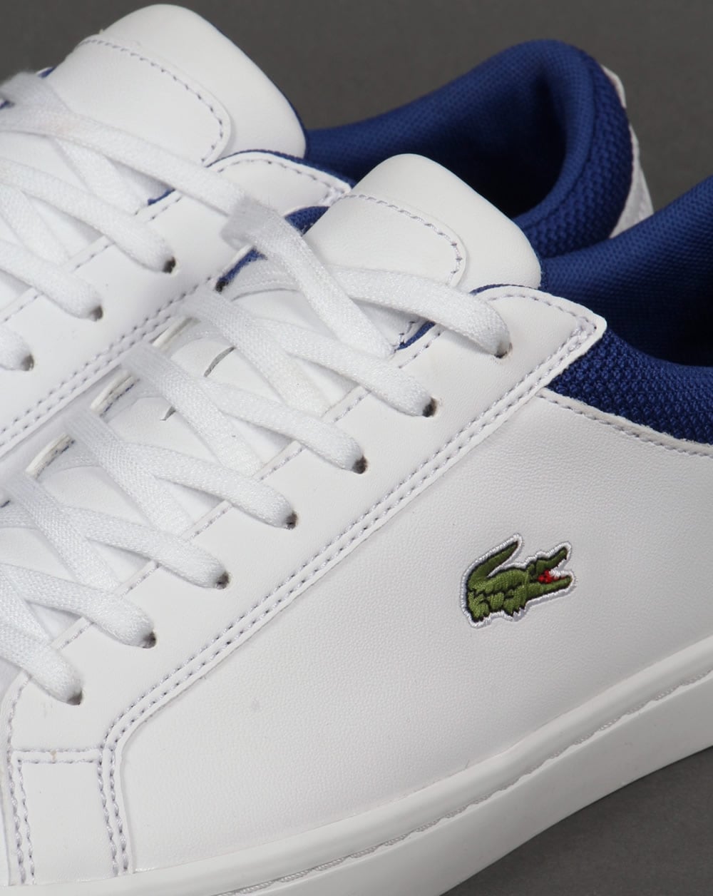Lacoste Straightset Leder-Sneaker Weiß/Blau