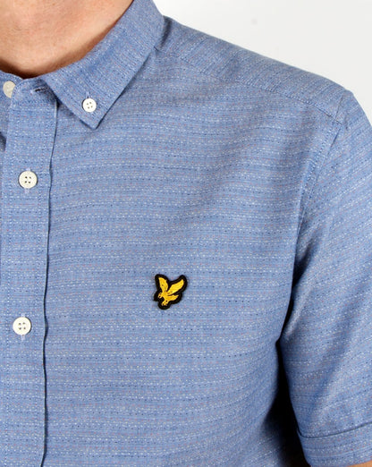 Lyle And Scott – Kurzärmliges, mehrfarbiges Laufstichhemd in True Blue