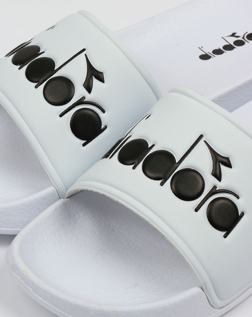 Diadora Serifos 90 Slides Weiß