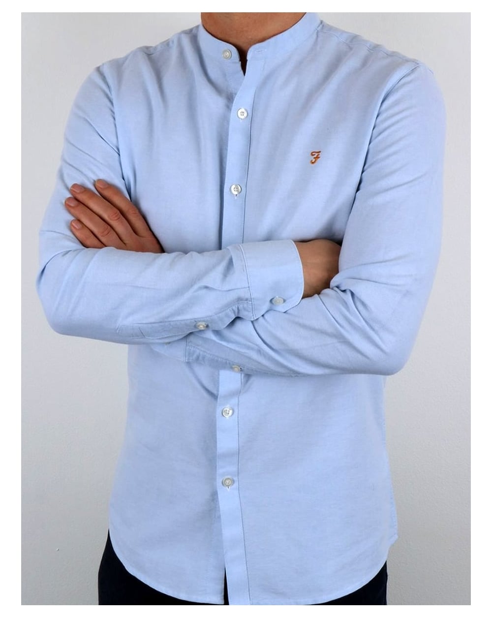 Farah Klassisches Hemd mit Grandad-Kragen, Himmelblau