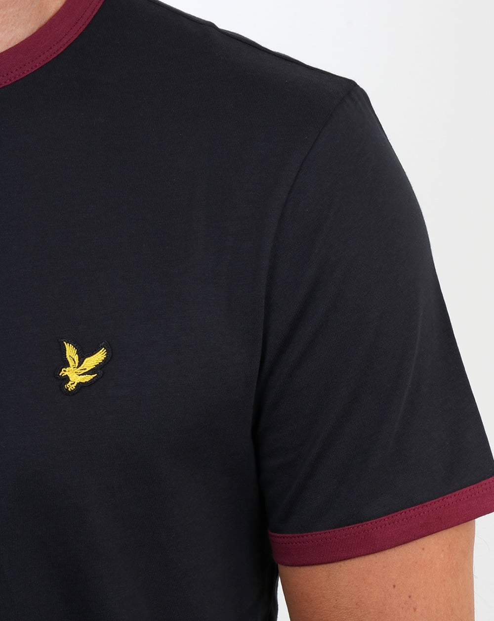 Lyle And Scott – Ringer-T-Shirt in Schwarz