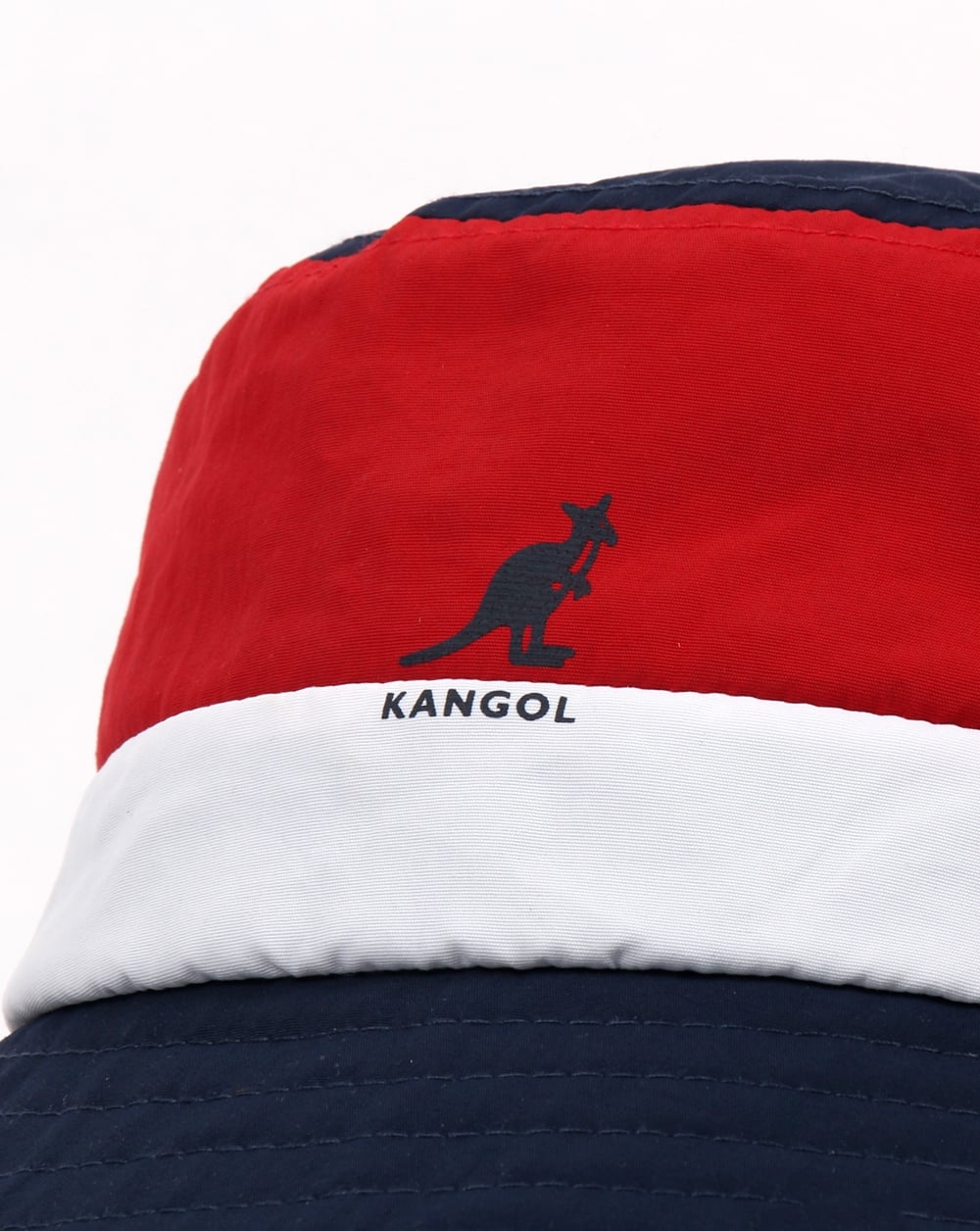 Kangol – Fischerhut mit auffälligen Streifen, Marineblau