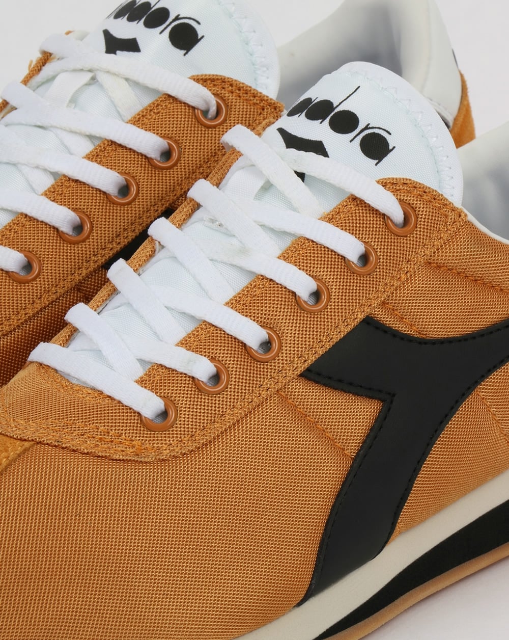 Diadora Sirio Trainer Inca Gold