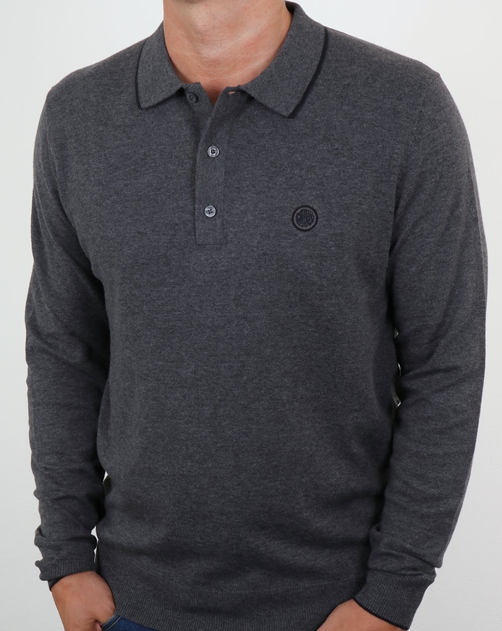Pretty Green – Tilson – Langärmliges Strickpolohemd in Dunkelgrau meliert