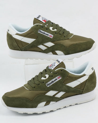 Reebok – Klassische Nylon-Sneaker in Jägergrün