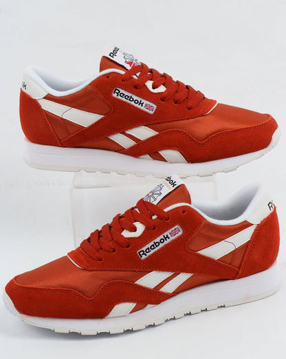 Reebok – Klassische Nylon-Sneaker in Burnt Orange