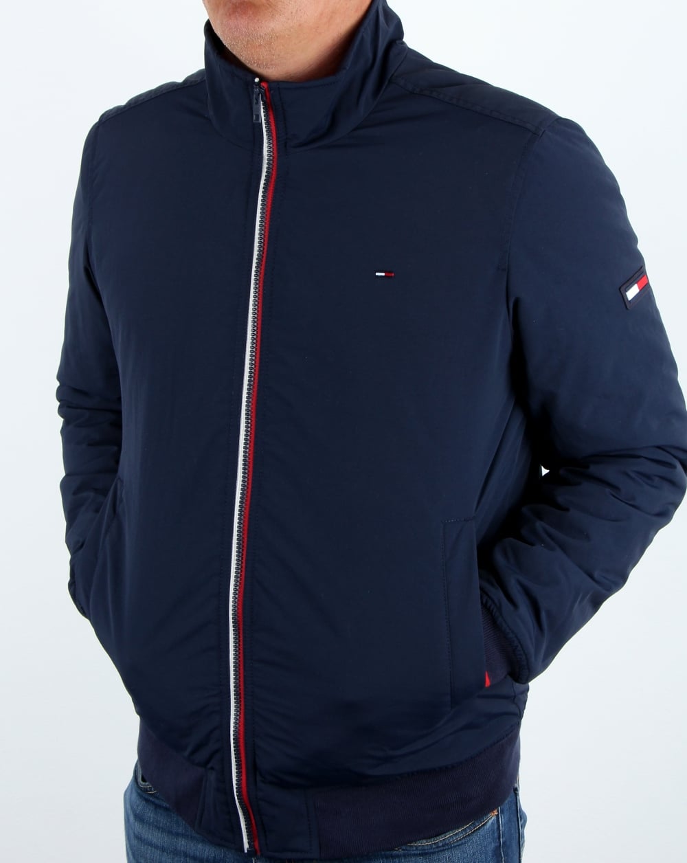 Tommy Hilfiger – Wattierte Bomberjacke in Marineblau