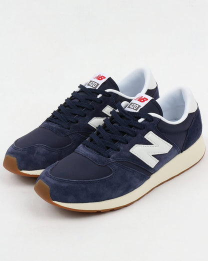 New Balance 420 Re-Engineered Wildleder-Sneaker Marineblau/Weiß