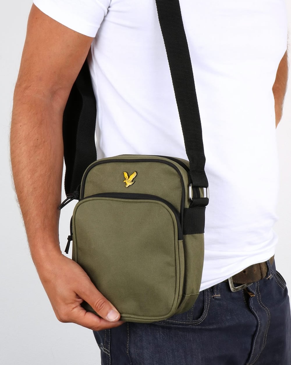 Lyle And Scott – Colour Pop – Kleine Tasche in Olivgrün