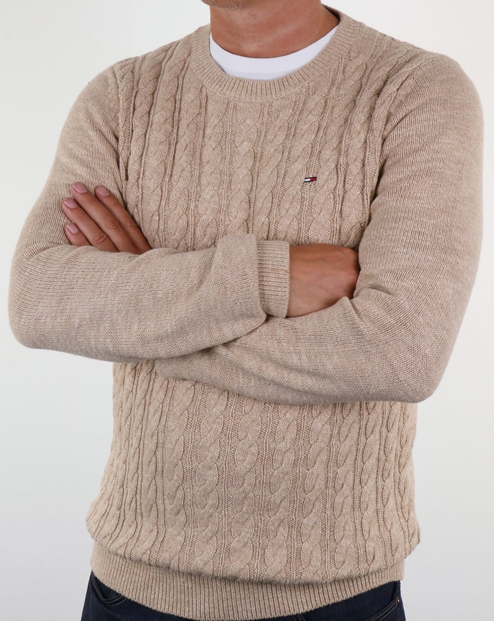 Tommy Hilfiger – Zopfmusterpullover in Knochenweiß