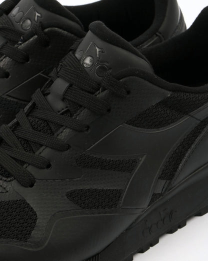 Diadora N902 MM Sneaker Dreifach Schwarz