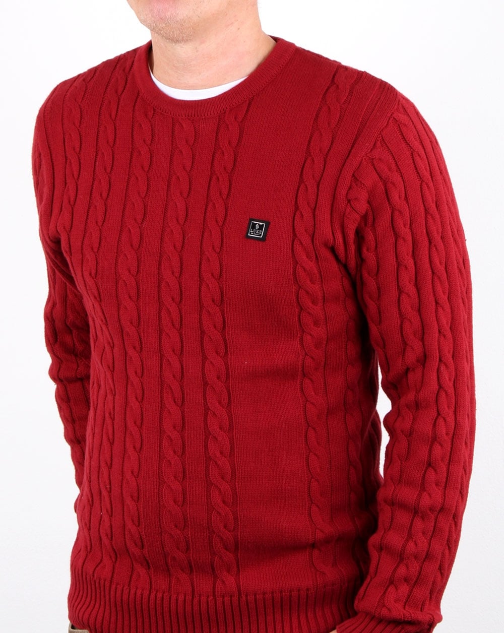Luke Horton – Zopfmusterpullover in Kirschrot