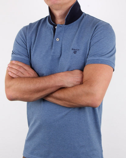Gant Poloshirt mit Kontrastkragen, Jeansblau