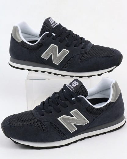 New Balance 373 Modern Classics Sneaker Marineblau/Silber