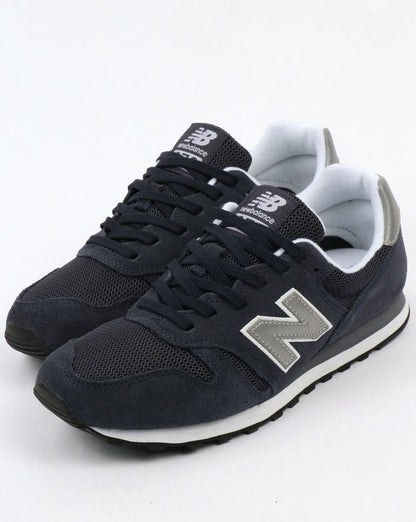 New Balance 373 Modern Classics Sneaker Marineblau/Silber
