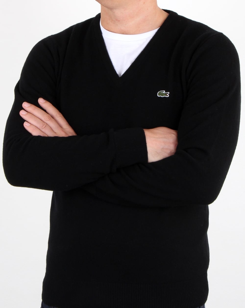 Lacoste – Wollpullover mit V-Ausschnitt in Schwarz
