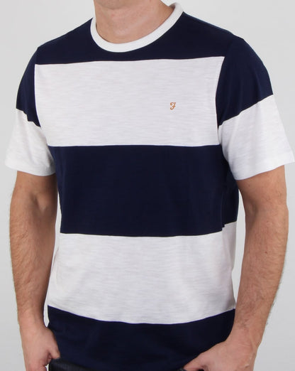 Farah – T-Shirt mit auffälligen Streifen in Weiß und Marineblau