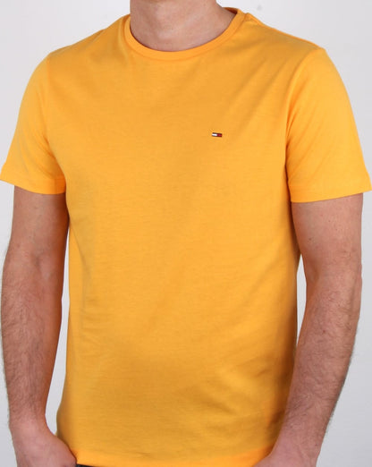 Tommy Hilfiger – T-Shirt aus Baumwolle mit Rundhalsausschnitt, Gelb