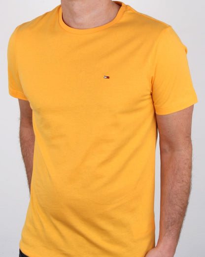 Tommy Hilfiger – T-Shirt aus Baumwolle mit Rundhalsausschnitt, Gelb