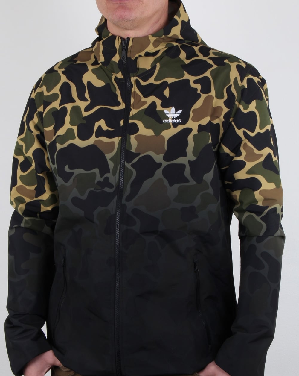 Adidas Originals – Windjacke mit Camouflage-Muster