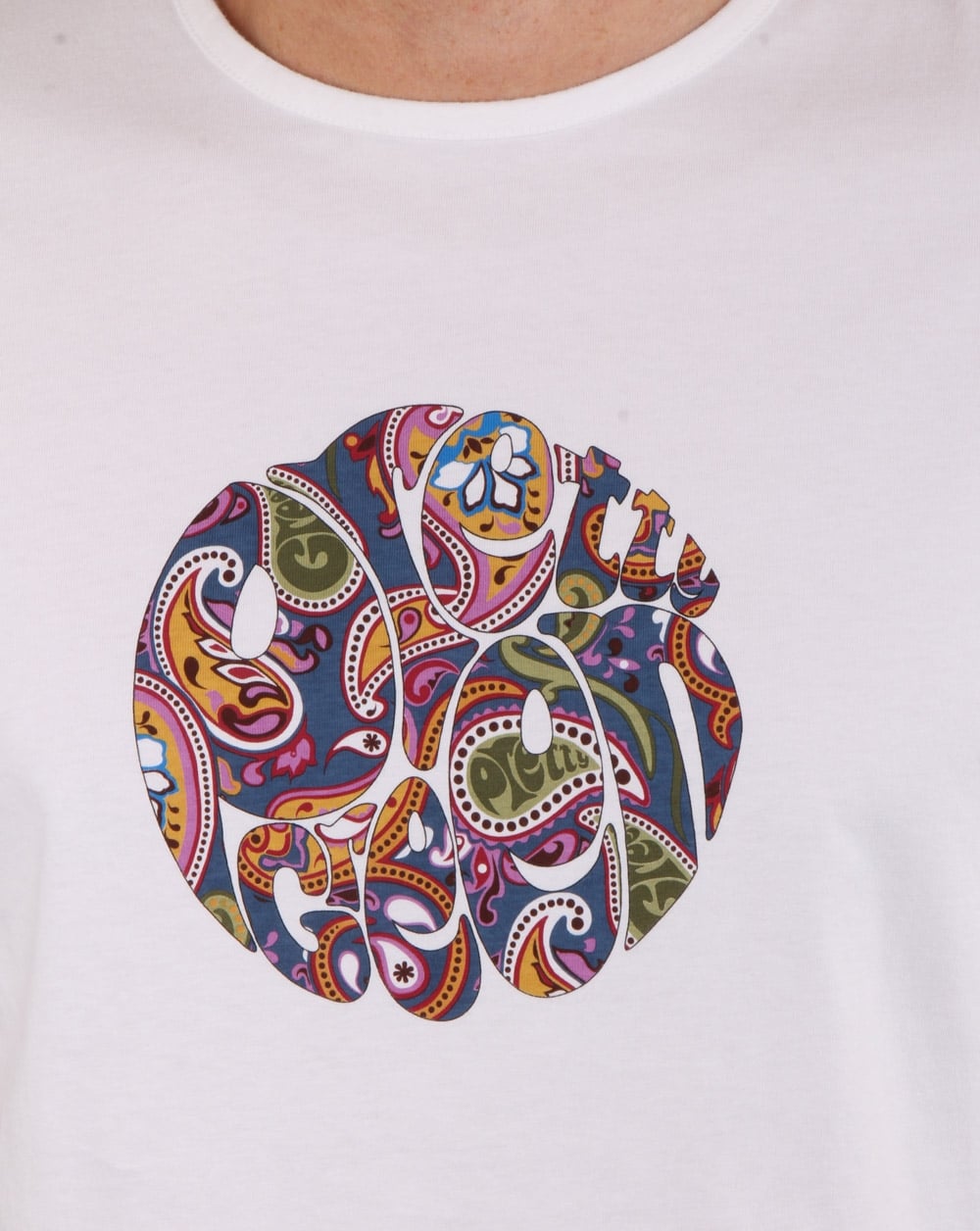 Pretty Green – Thornley – T-Shirt mit Paisley-Logo, Weiß, Vintage